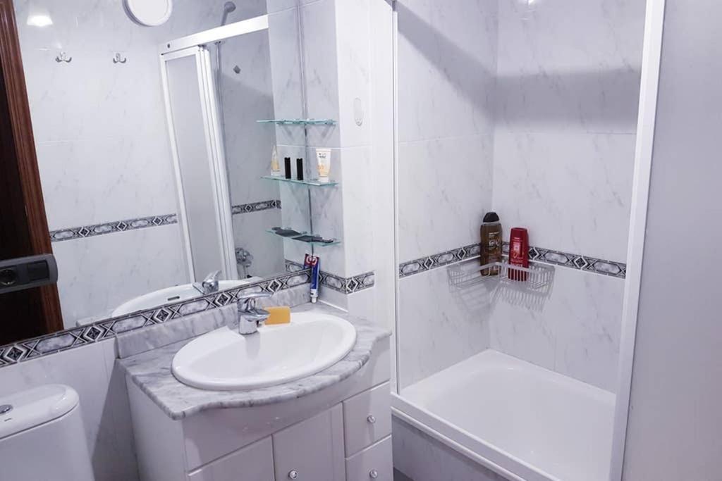 Apartamento Completo Con Parking Privado Y Wifi En San Roque Comarca de Comarca de Vigo Buitenkant foto